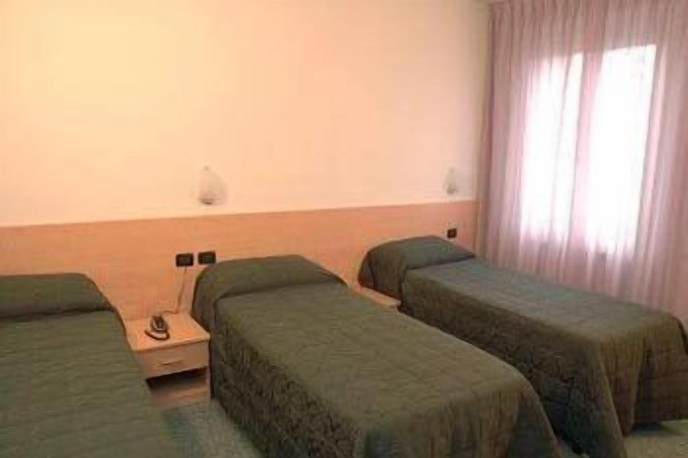 Hotel Toscana Прато Экстерьер фото