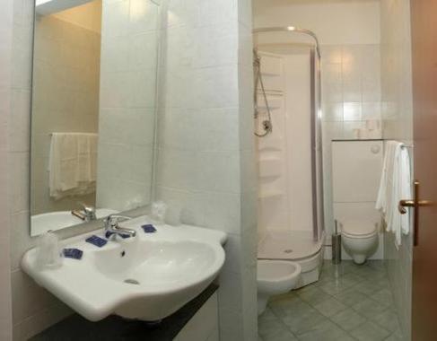 Hotel Toscana Прато Номер фото